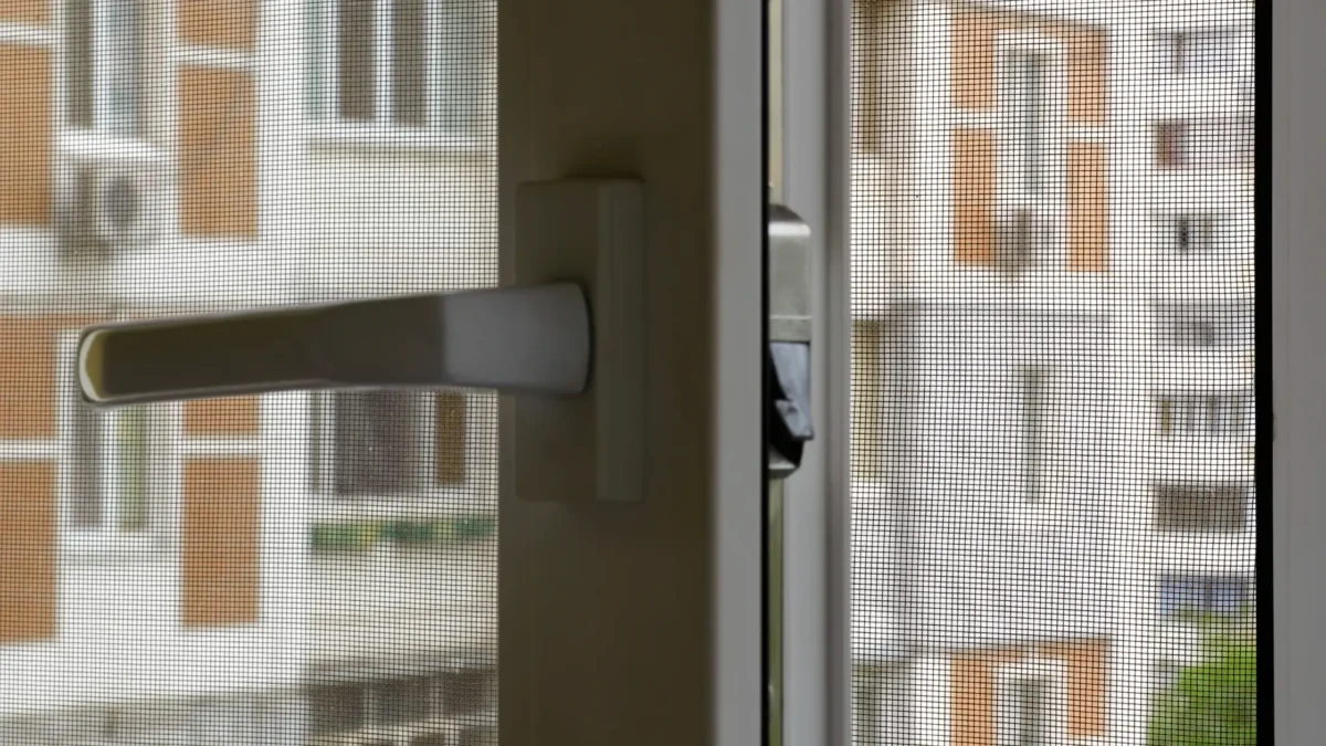How to Put Screening in a Screen Door