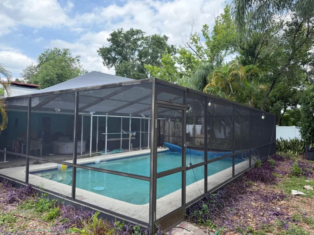 pool-enclosure-screening-service-in-tampa-professional-pool-cage-screen-installation-for-backyard-pools