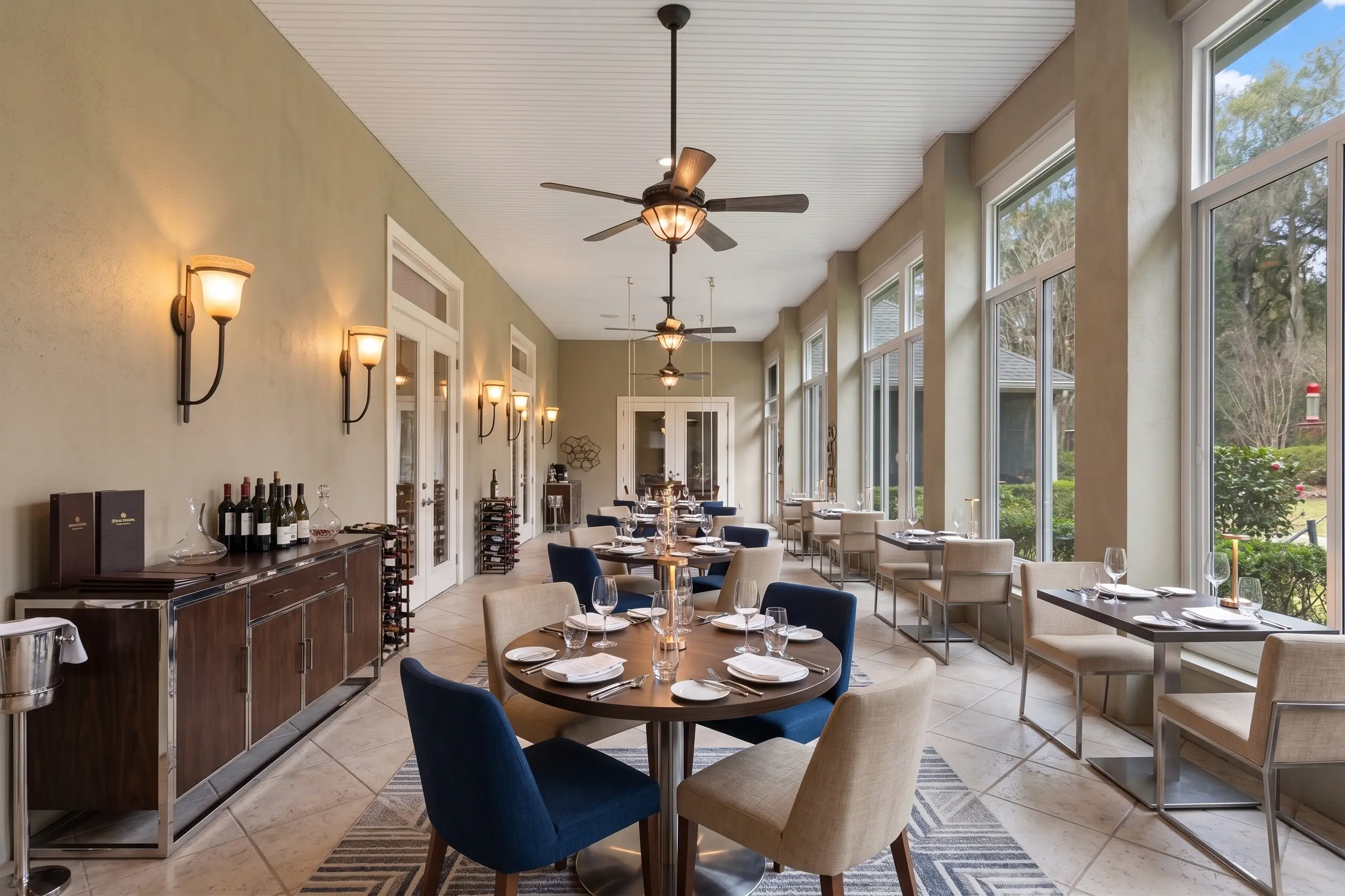 Commercial Screen Enclosure for Restaurant in Florida