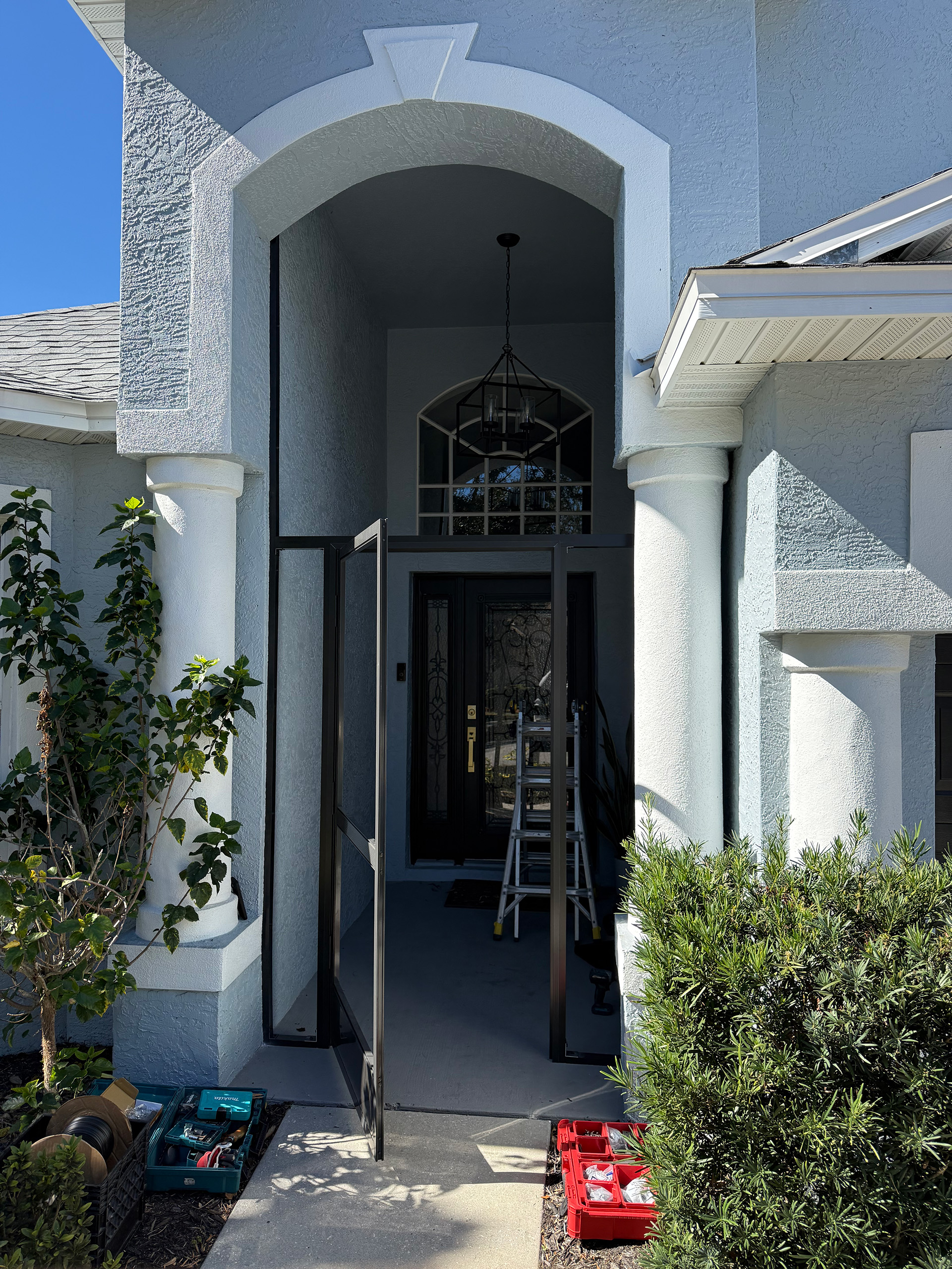 Front Entry Screen Installation in Riverview 4