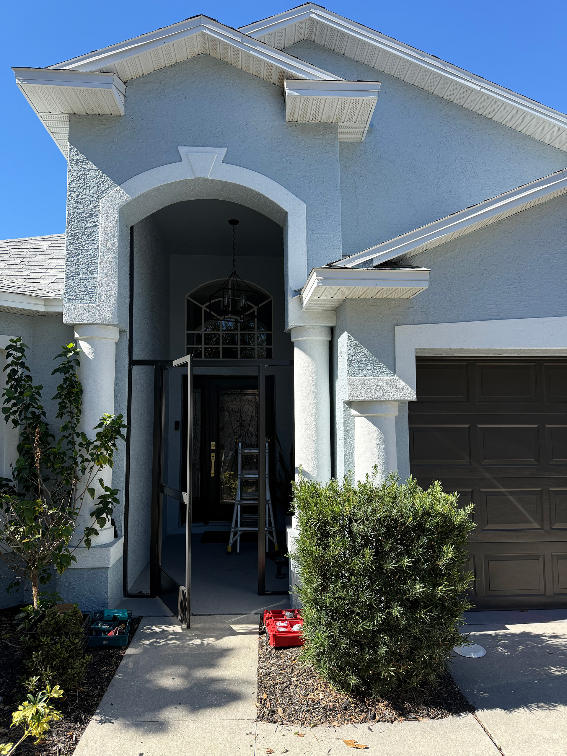 Front Entry Screen Installation in Riverview 5