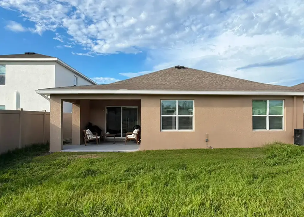 Custom Insulated Screen Enclosure in Zephyrhills - Before