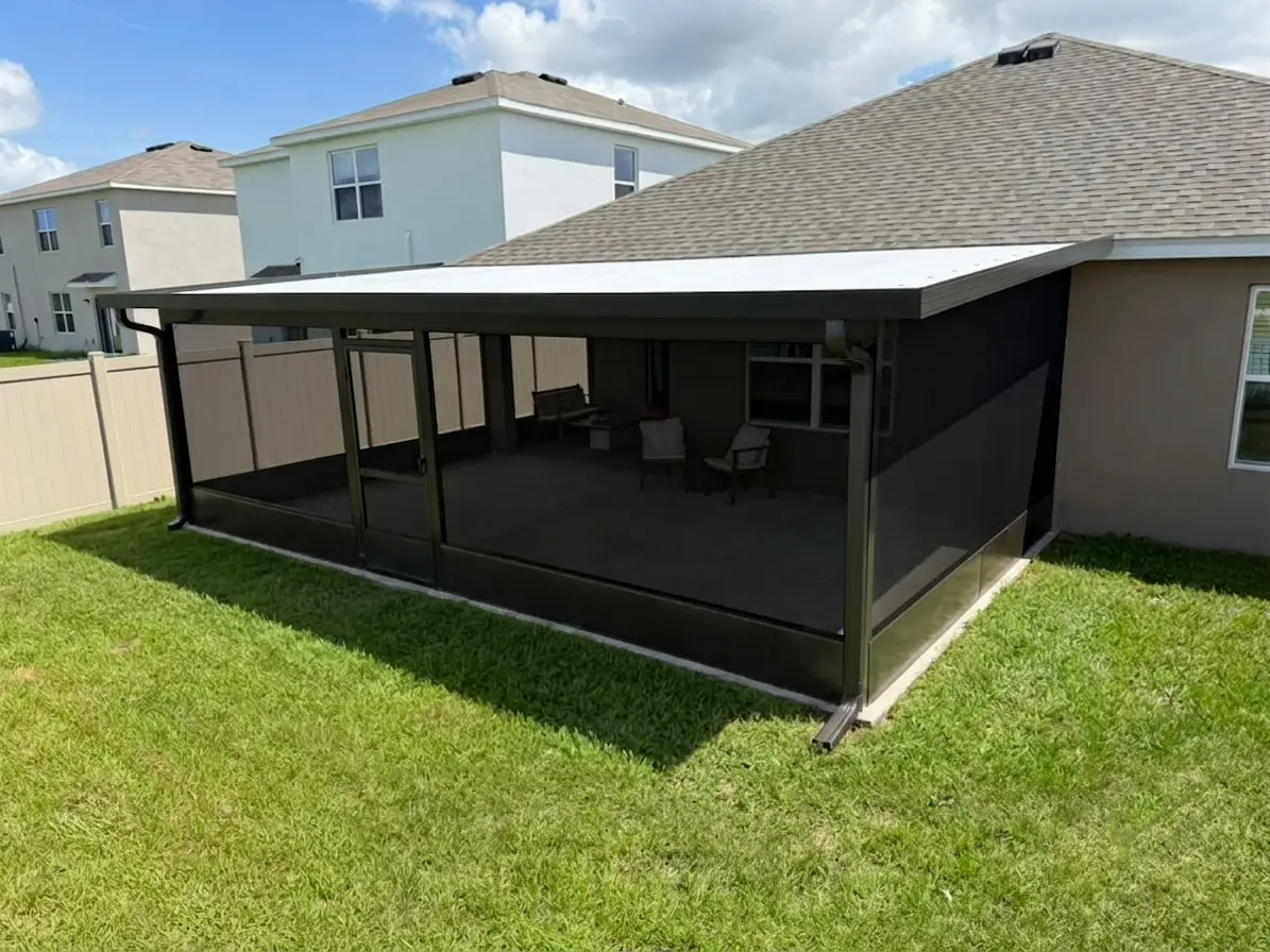 Custom Insulated Screen Room Installation in Zephyrhills, Florida