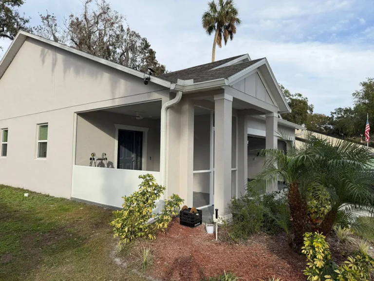 Front Entry Screen Installation in Tampa 3