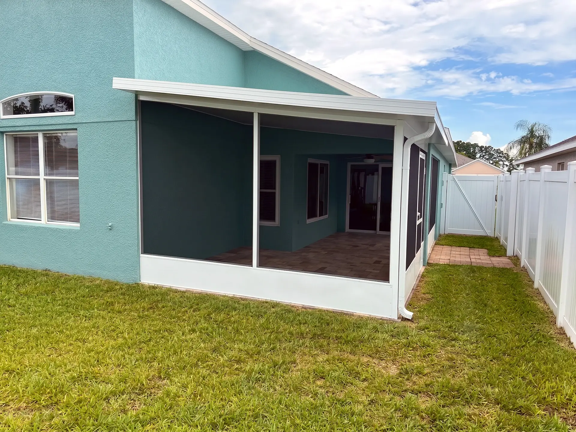 Custom Screen Room Construction with Insulated Roof 11 N